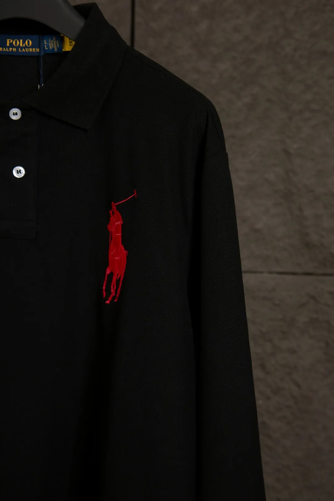 25101# Black with red label actual photo P200